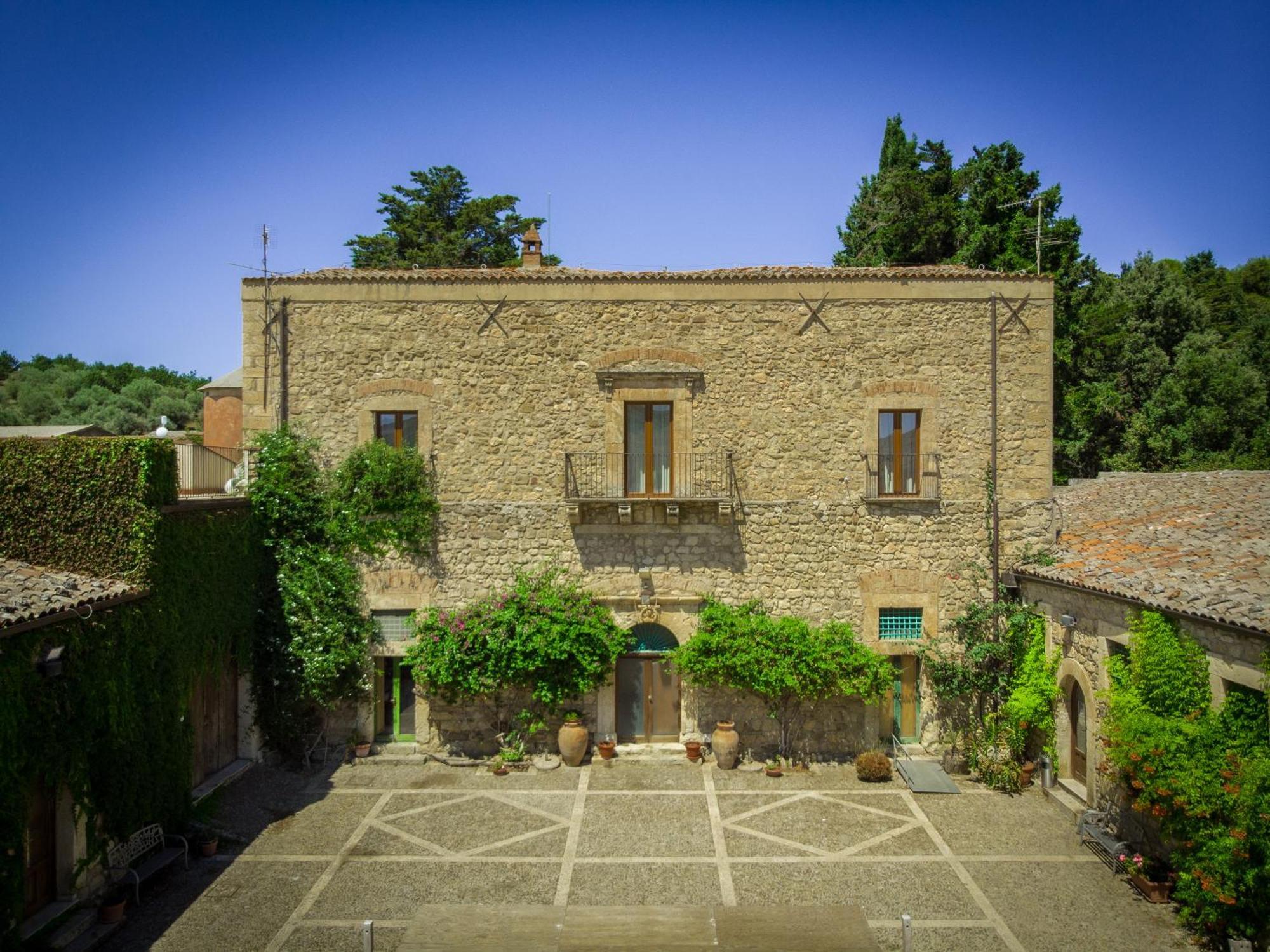 Agriturismo Feudo Tudia Landro Zewnętrze zdjęcie