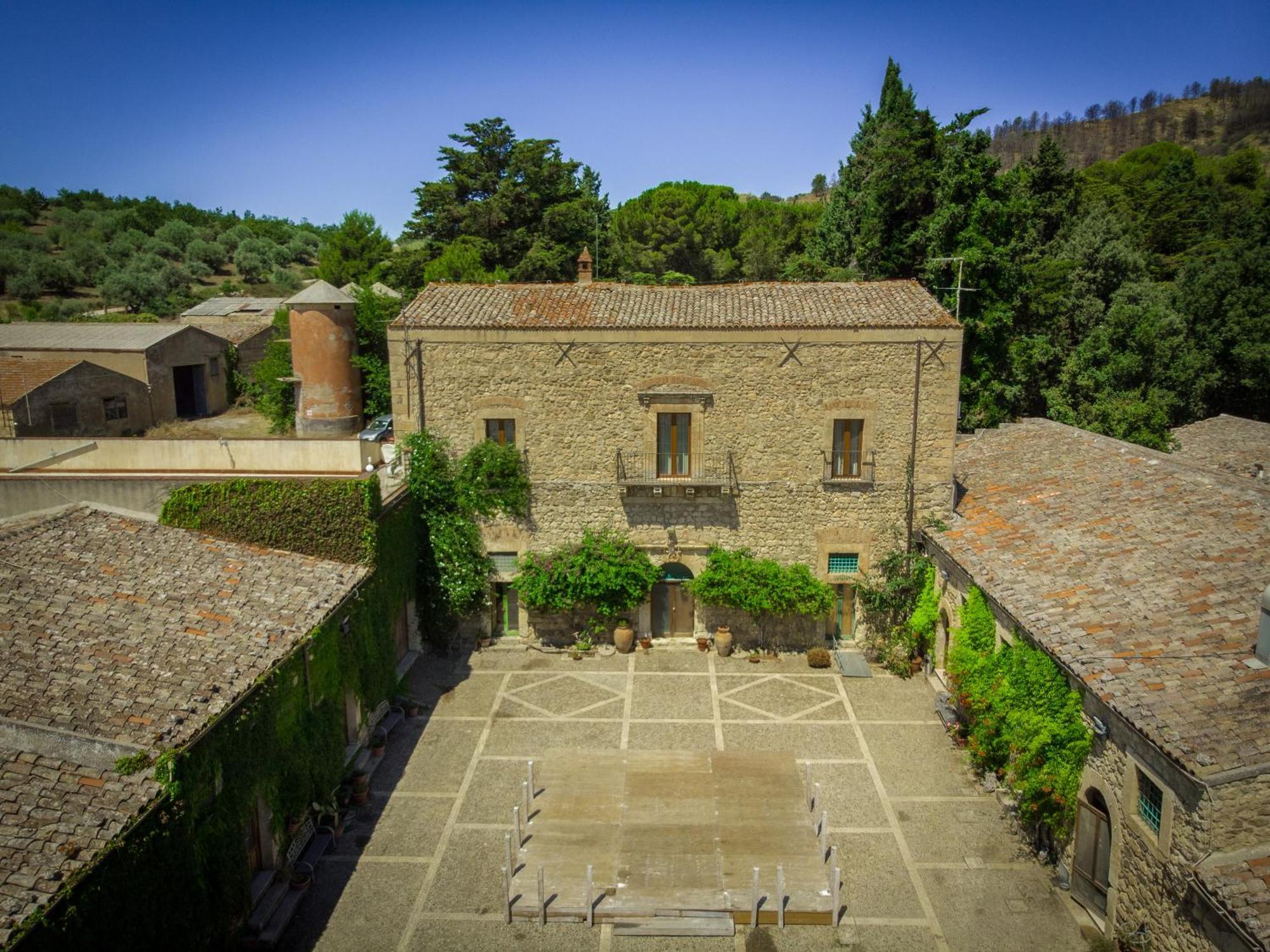 Agriturismo Feudo Tudia Landro Zewnętrze zdjęcie
