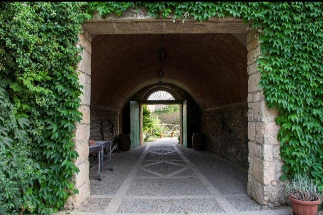 Agriturismo Feudo Tudia Landro Zewnętrze zdjęcie
